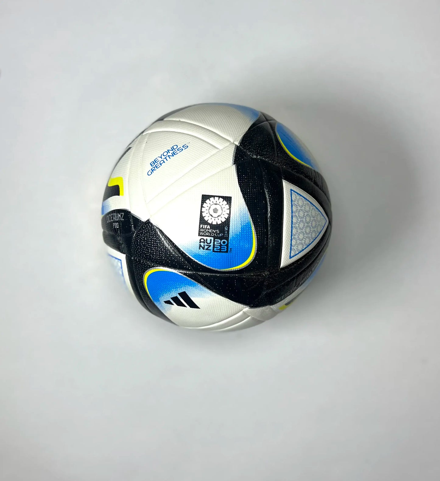 Ballon de football ADIDAS fifa 2023