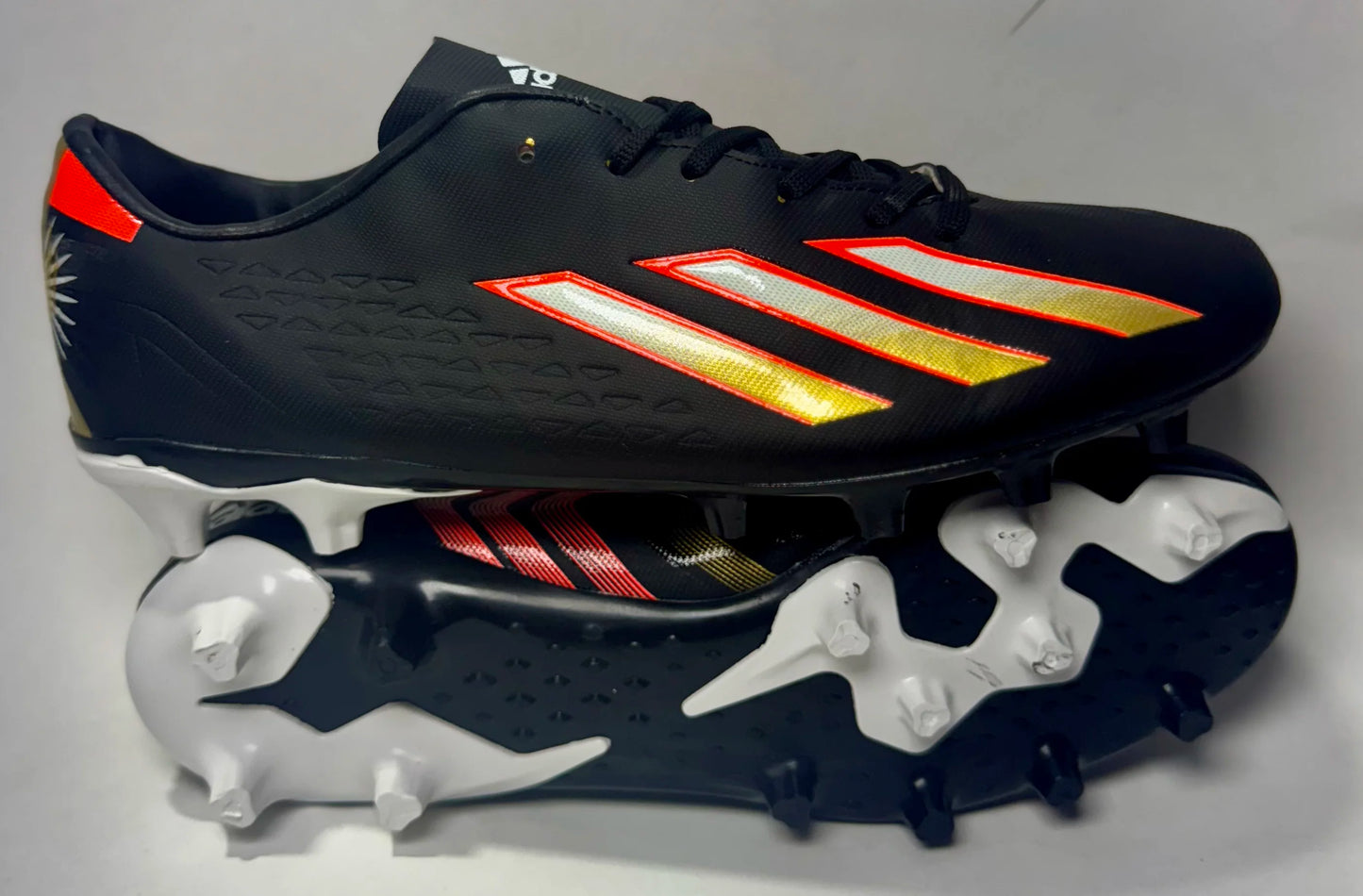 Crampon Adidas – Noir et Orange