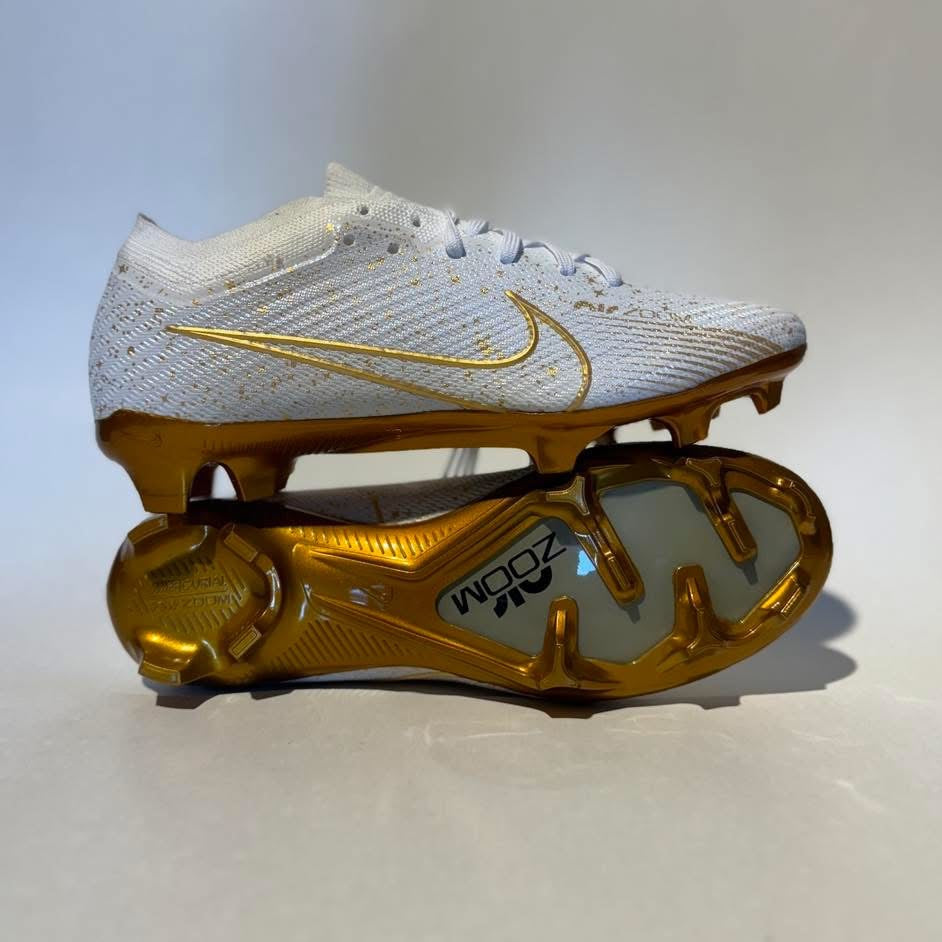 Crampons Nike Predator Gold