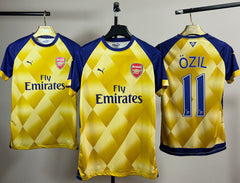 T-shirt Arsenal FC Mesut Özil 2015-2016 - Overdose Sport