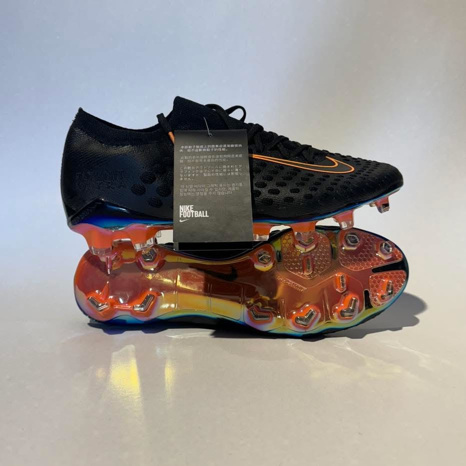 Crampons Nike Phantom Ultra Venom - Overdose Sport
