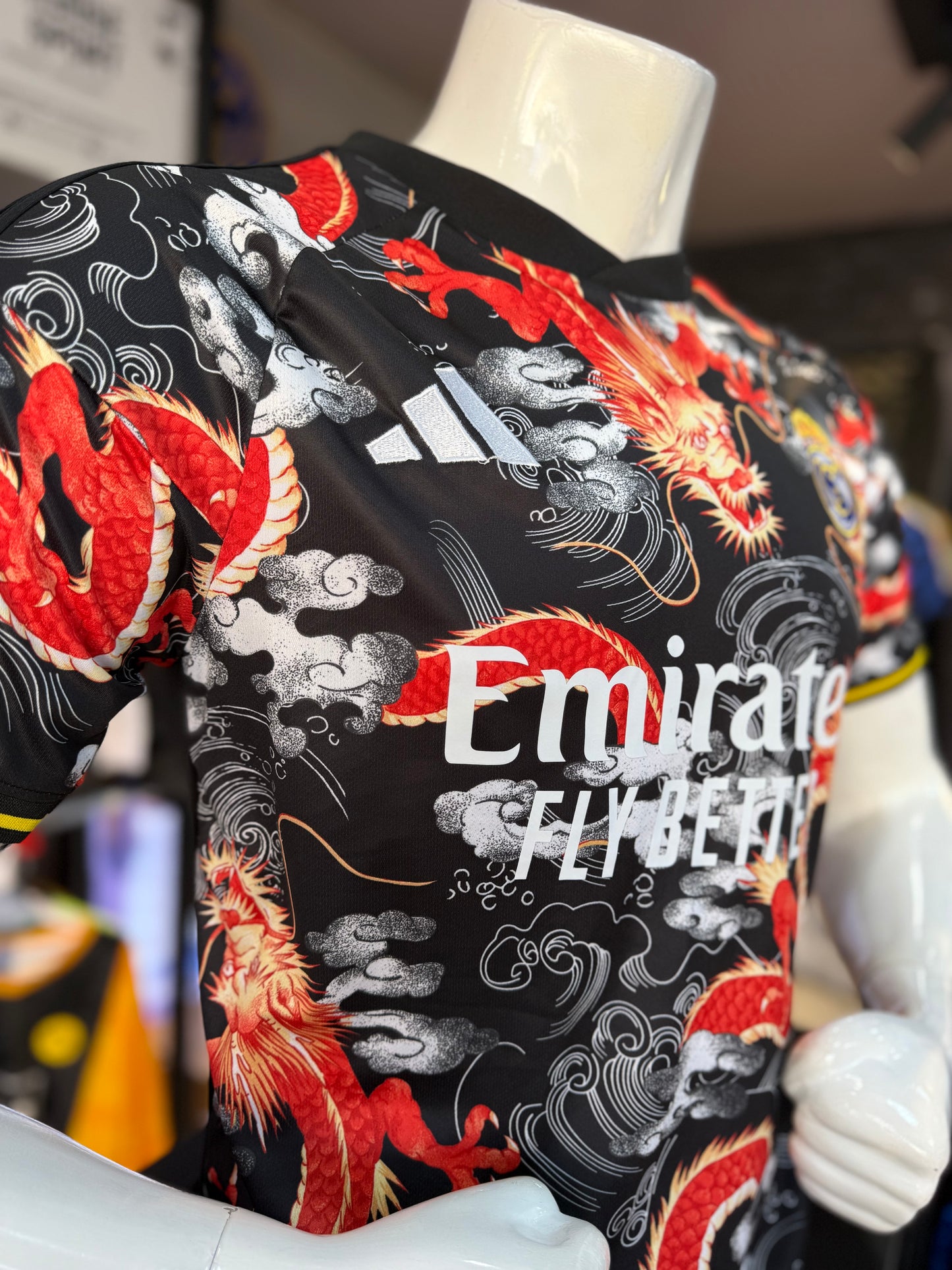 T-shirt R.Madrid 2024-2025 Dragon Noir Version Fan - Overdose Sport