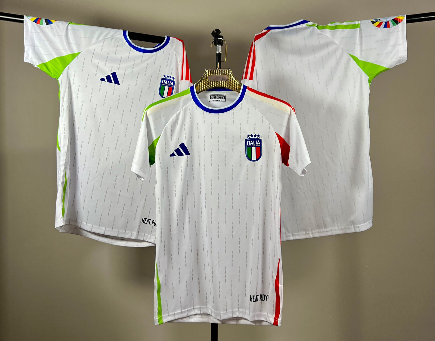 🇮🇹 T-shirt Italie 2024/2025 – Version Good | Fierté & Élégance Azzurri