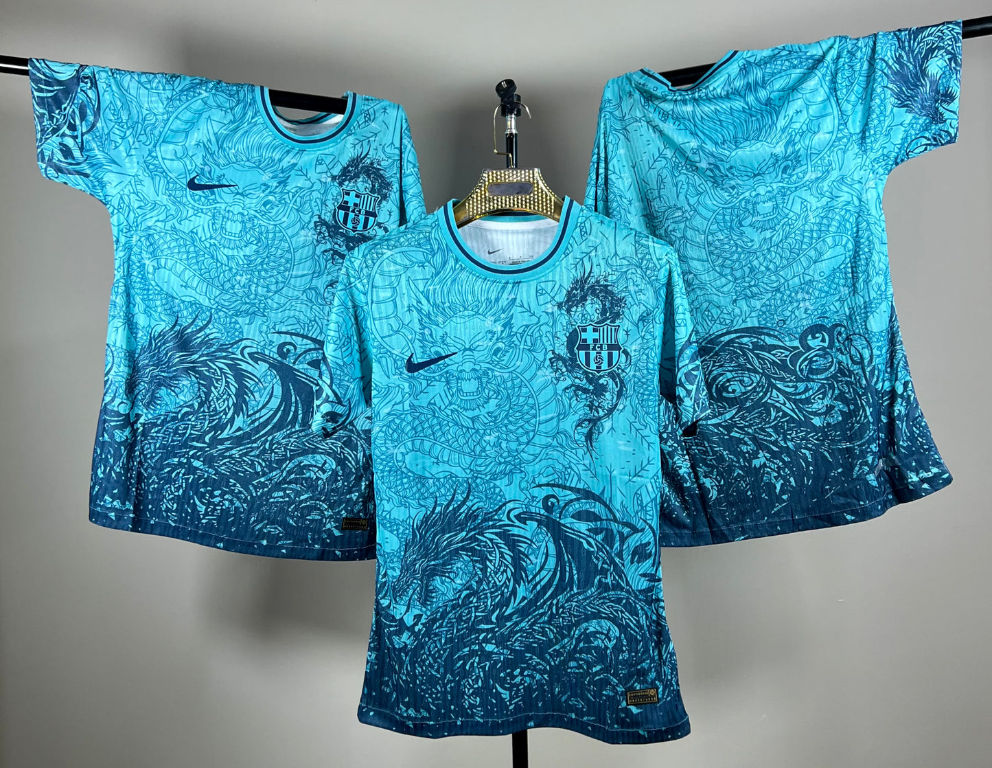 T-shirt Barcelone 2025/2026 – Édition Spéciale Dragon
