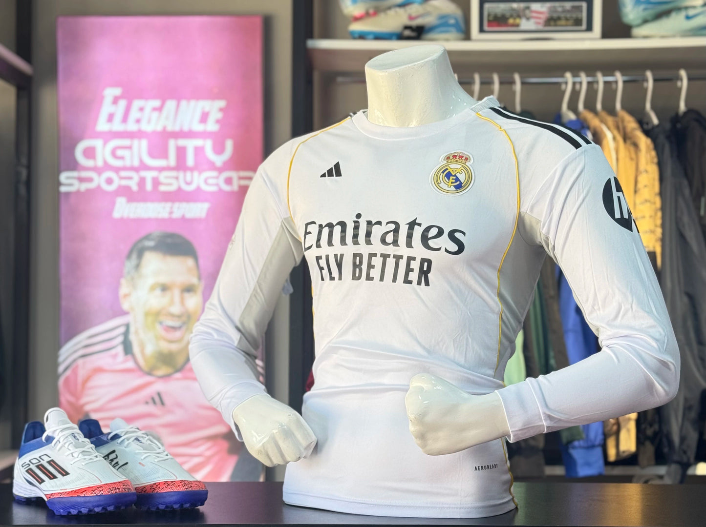 Pull Real Madrid Home Manches Longues 2025/2026 – Édition Officielle