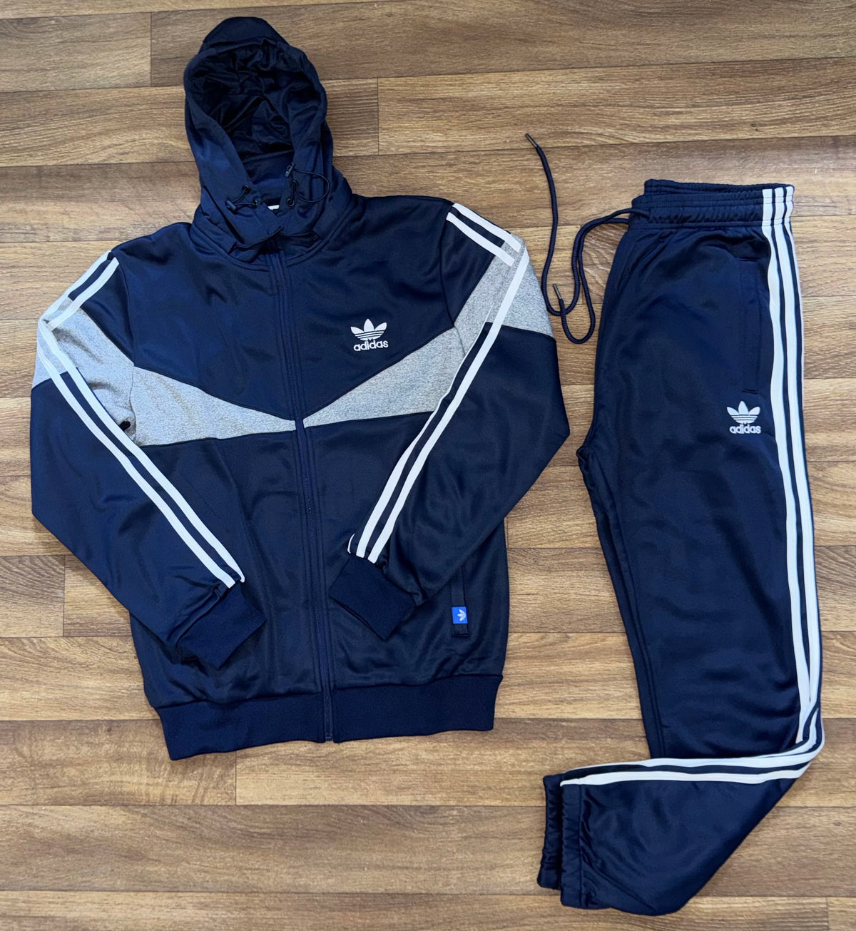 Survêtement Dabebba Adidas - Rayures Iconiques