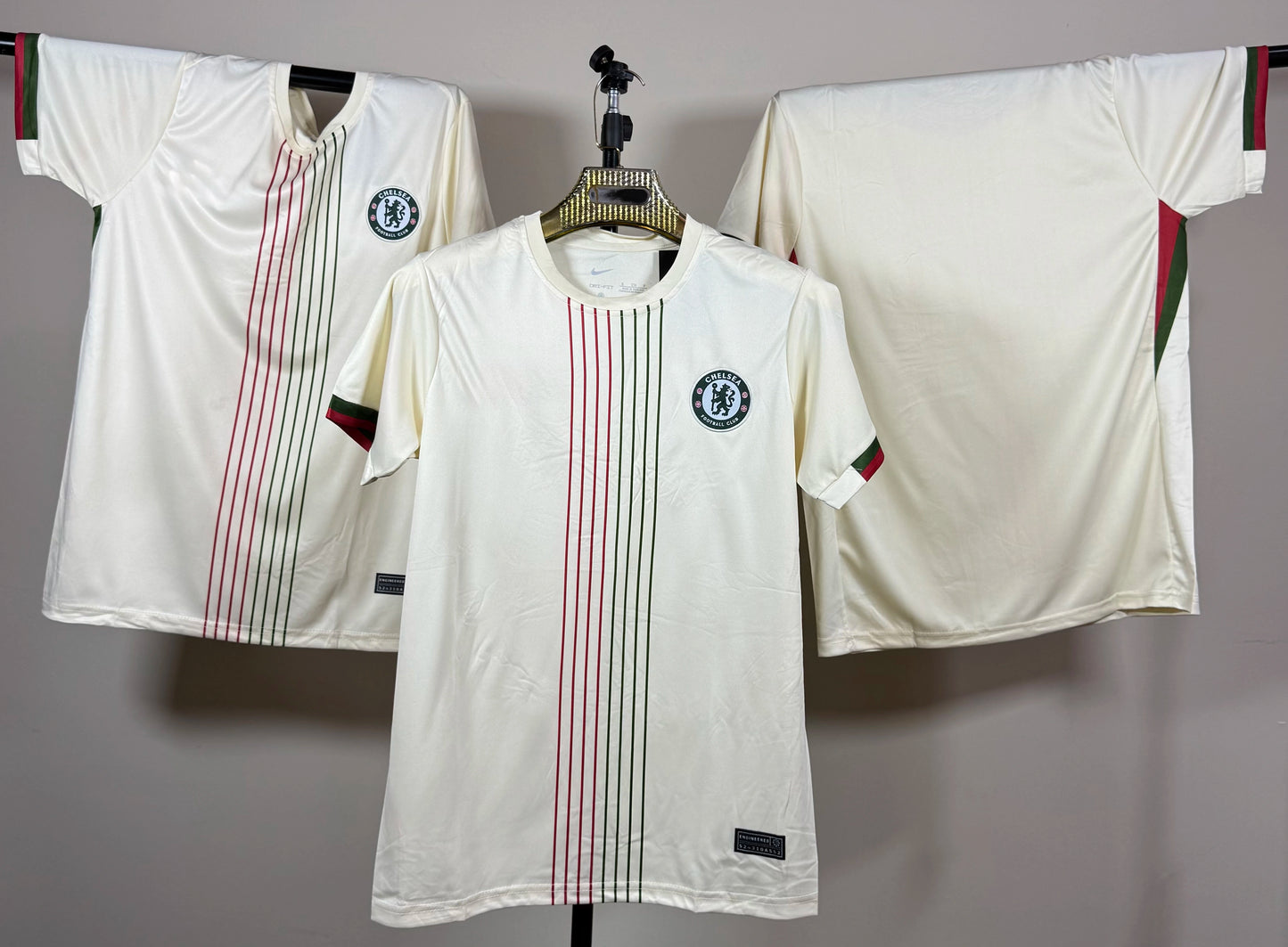 T-shirt Chelsea FC 25/26 – Kit Extérieur Officiel