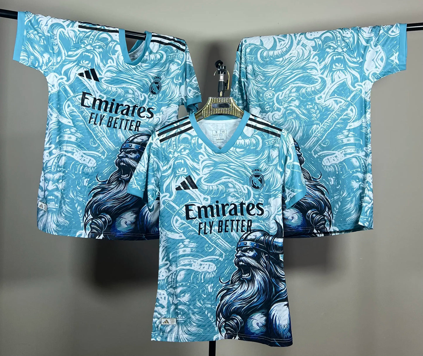 T-shirt Real Madrid – Édition Concept Viking