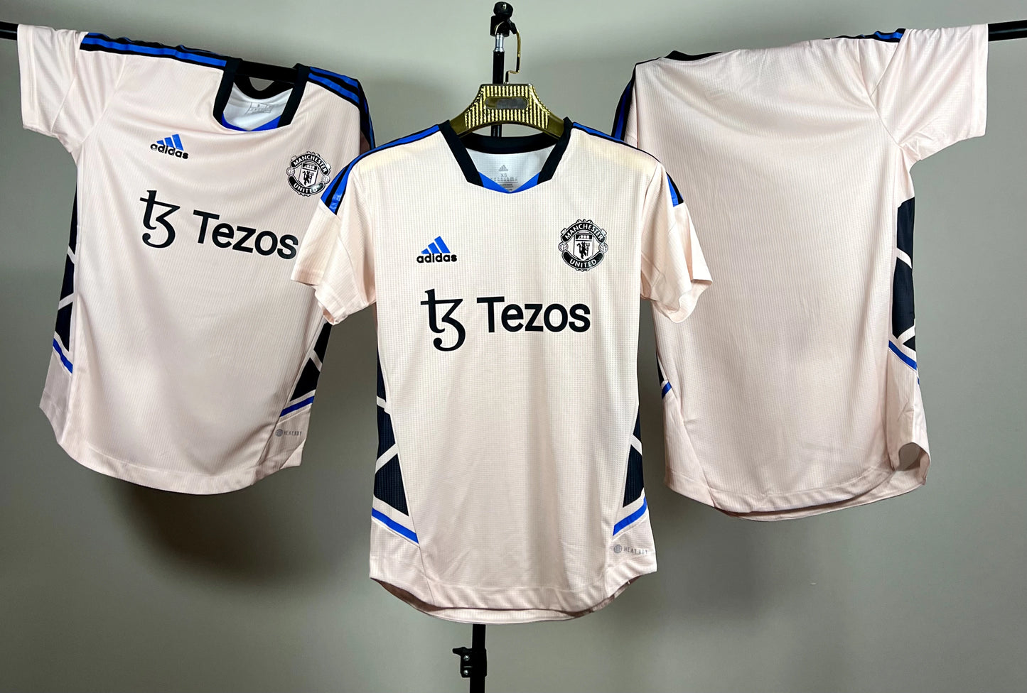 T-shirt d’Entraînement Manchester United 2022/2023 – Performance & Style Red Devils