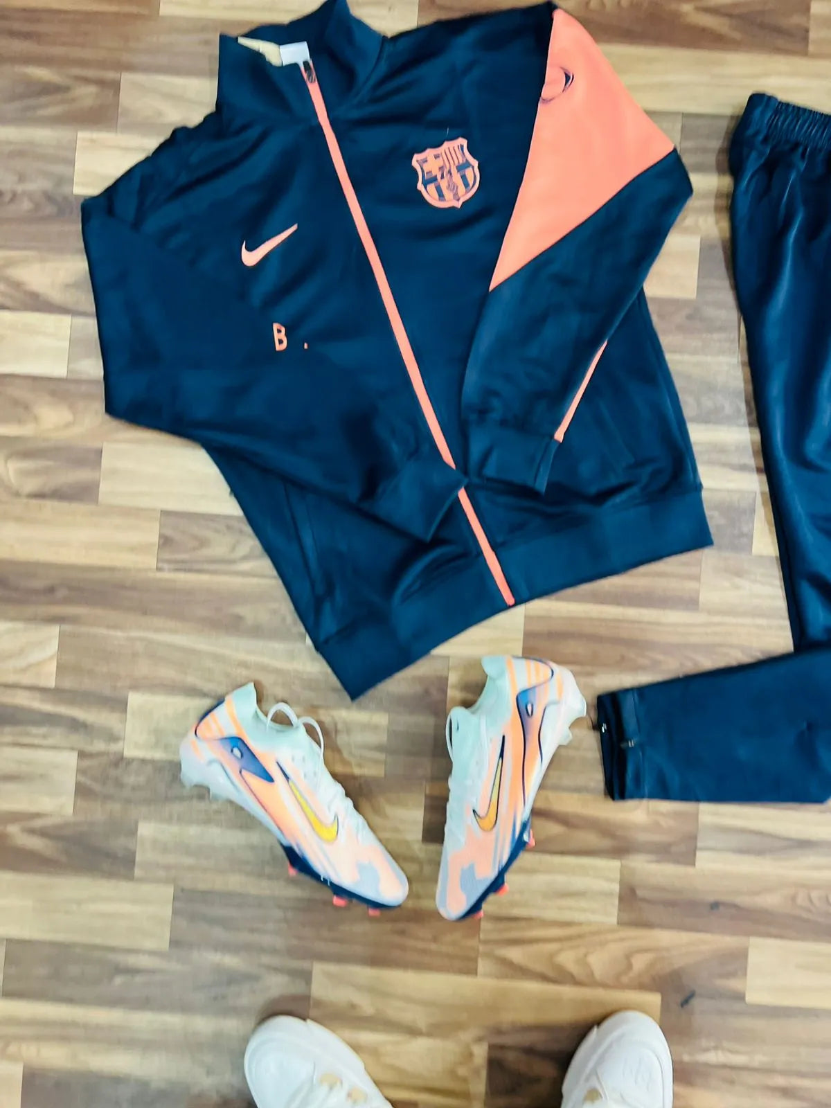 Tracksuit Enfant FC Barcelone 2025/2026 – Édition Spéciale