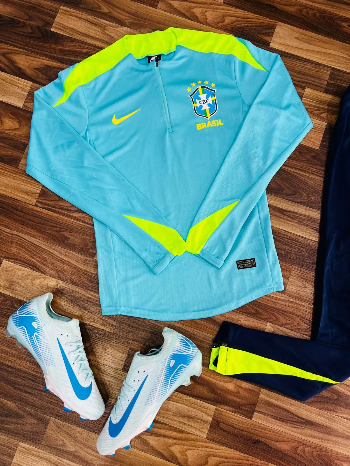 Tracksuit Brésil 2025/2026 – Officiel