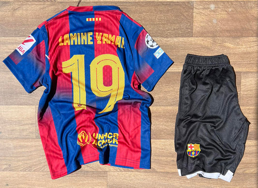 Tenue FC Barcelone, Lamine Yamal 19