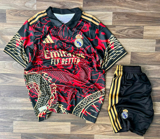 Tenue Real Madrid édition spéciale Dragon
