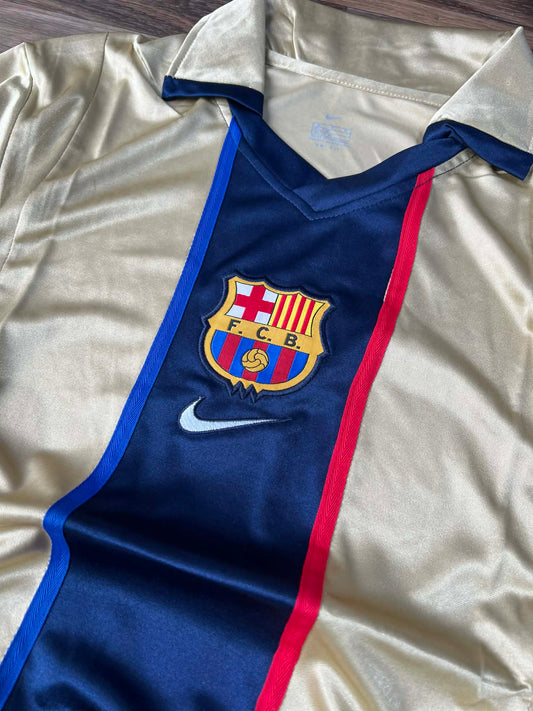 T-shirt vintage FC Barcelone, saison 2001-2002.