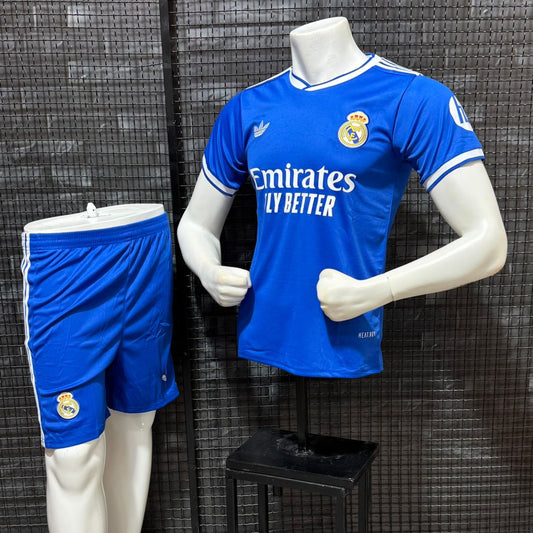Tenue Real Madrid 2025/2026
