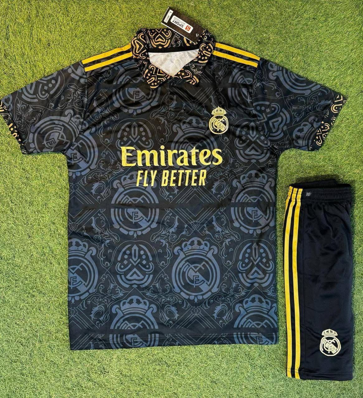 tenue Real Madrid Spécial Edition Noir 2023/2024