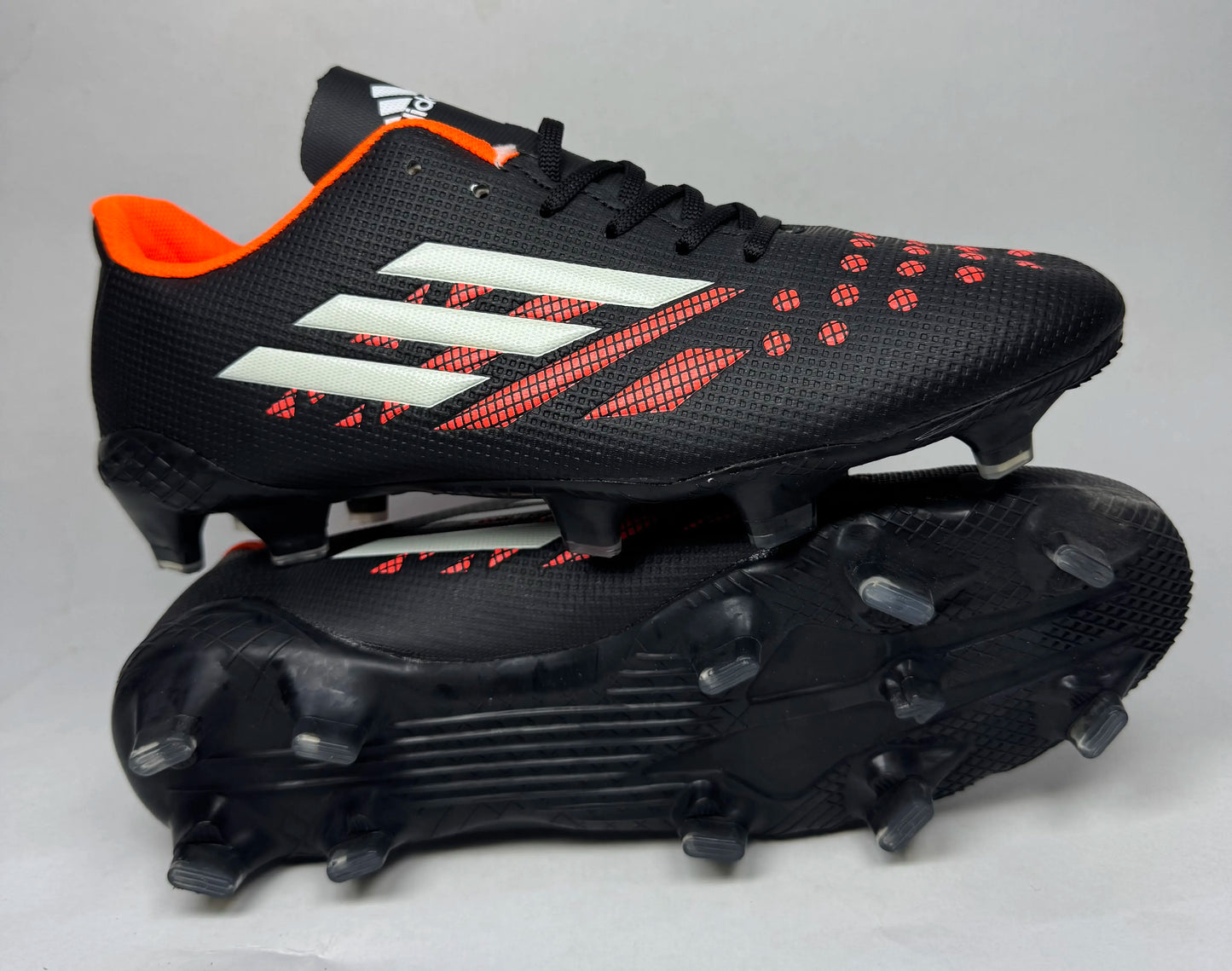 Crampon enfant Adidas – Noir