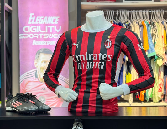 Pull AC Milan 2024/2025 – Edition Officielle