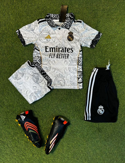 Tenue Enfant Real Madrid Spécial Édition 2023/2024