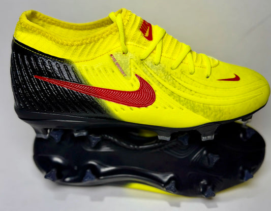 Crampon Enfant Nike – Jaune Noir