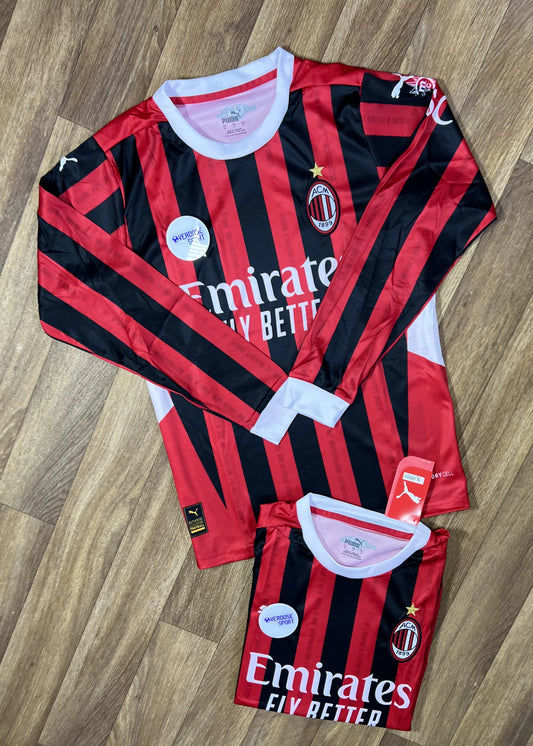Pull AC Milan 2024/2025 – Edition Officielle