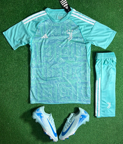 Tenue Juventus 2025/2026 – Maillot Officiel Réplica (Maillot + Short)