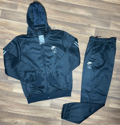 Survêtement Dabbaba Nike – Style et Performance