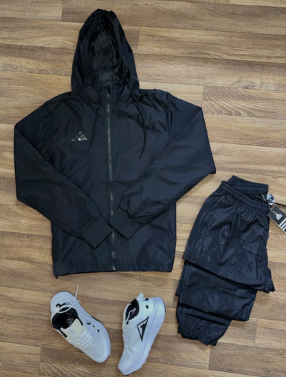 Survêtement Imperméable Adidas – Protection et Style