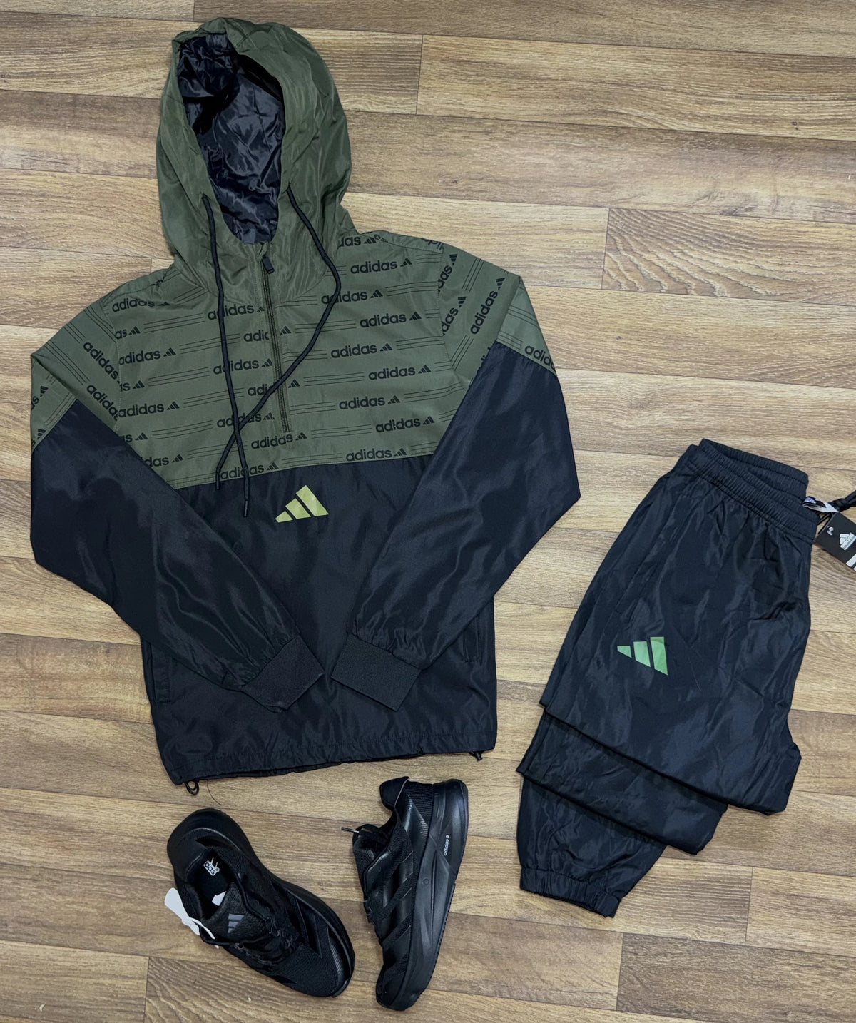 Survêtement Imperméable Adidas – Protection et Performance