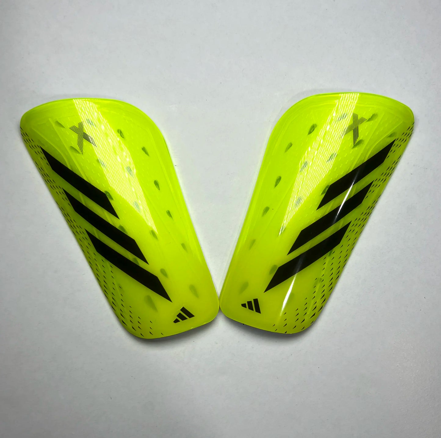 🛡️ Protège-Tibias Adidas X – Conçus pour les Joueurs Explosifs