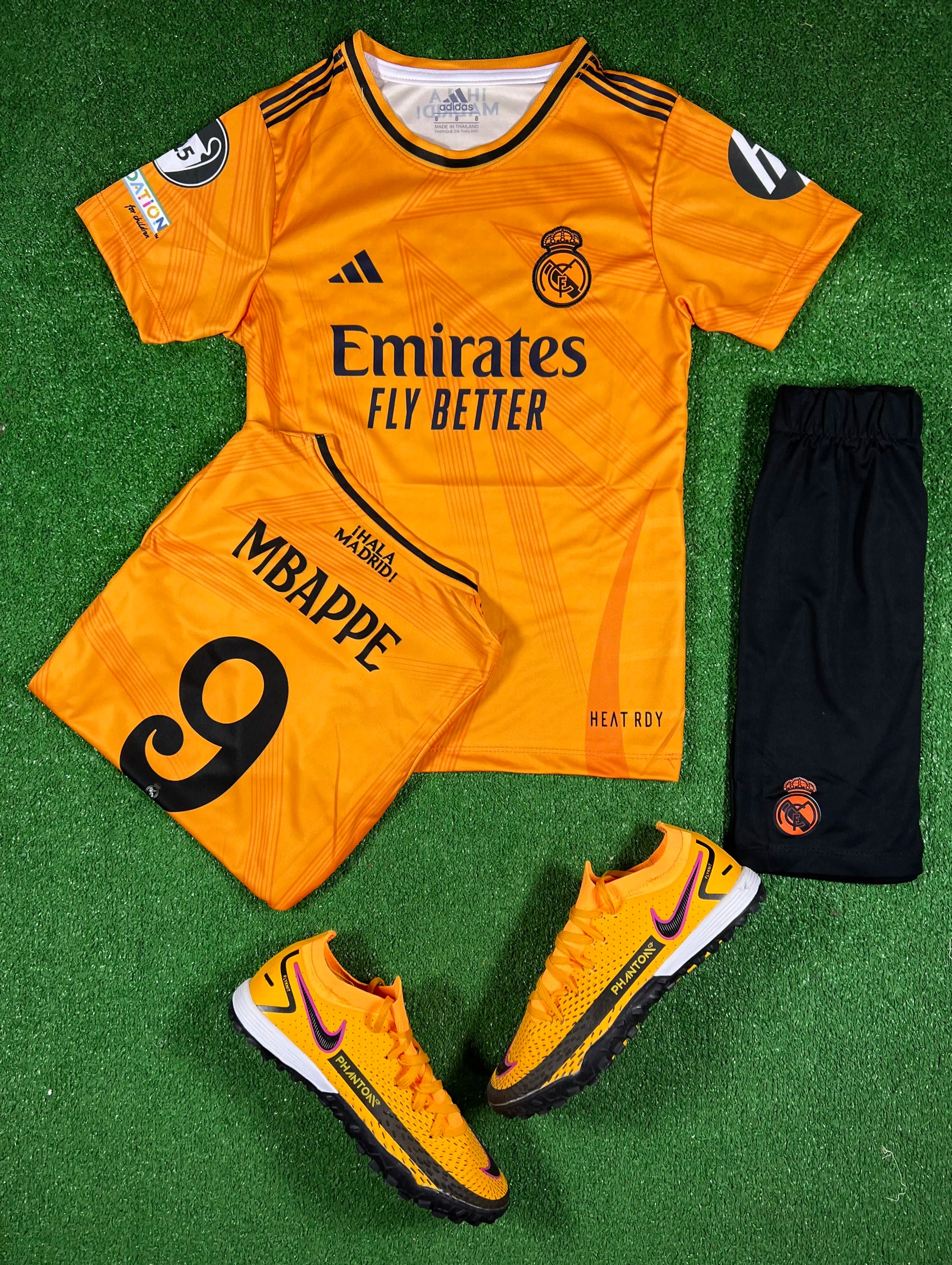 Tenue Enfant Real Madrid Extérieur 2024/2025 - Overdose Sport