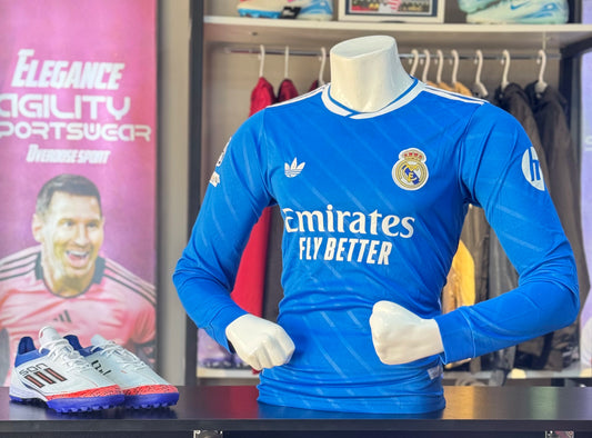 Pull Real Madrid Third Manches Longues 2025/2026 – Édition Officielle