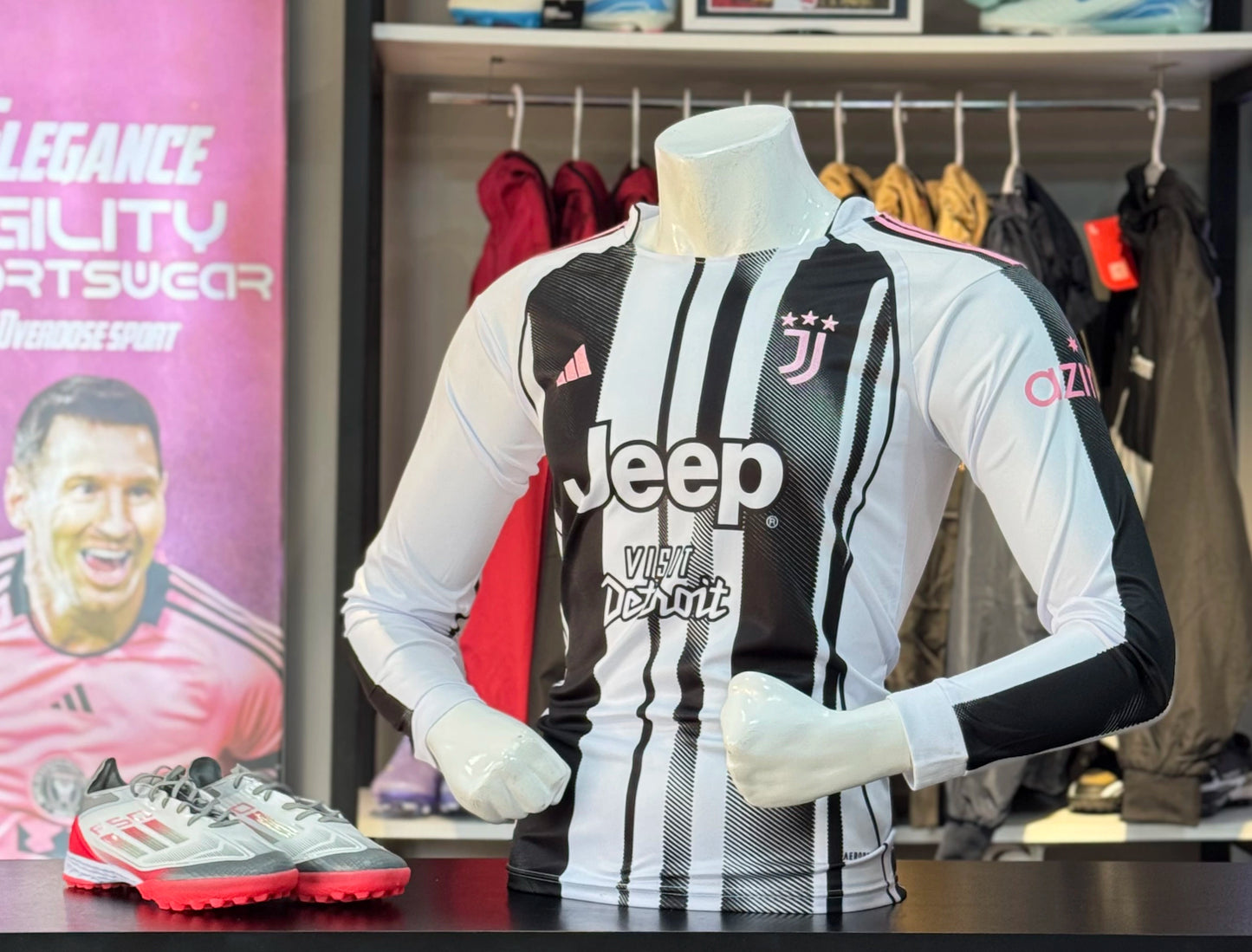 Pull Juventus Domicile 2025/2026 – Édition Officielle