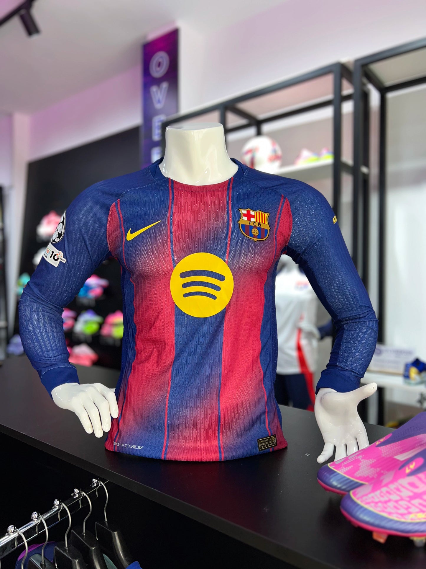 Pull FC Barcelone Super Good Manches Longues 2025/2026