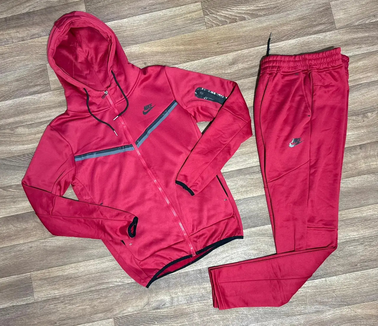 Survêtement Nike – Rouge