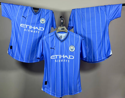 T-shirt Manchester City – L’élégance des Sky Blues
