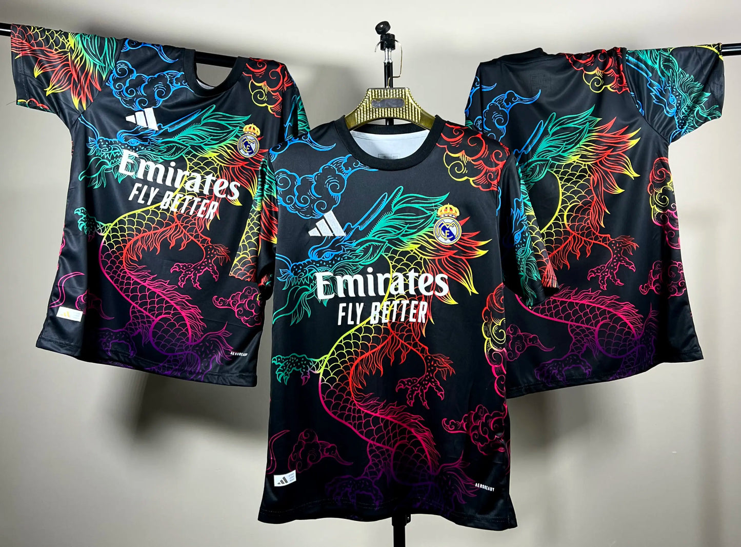 T-shirt Real Madrid – Édition Dragon Légendaire