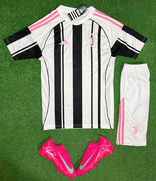 Tenue Juventus 2025/2026 – Maillot Officiel Réplica (Maillot + Short)