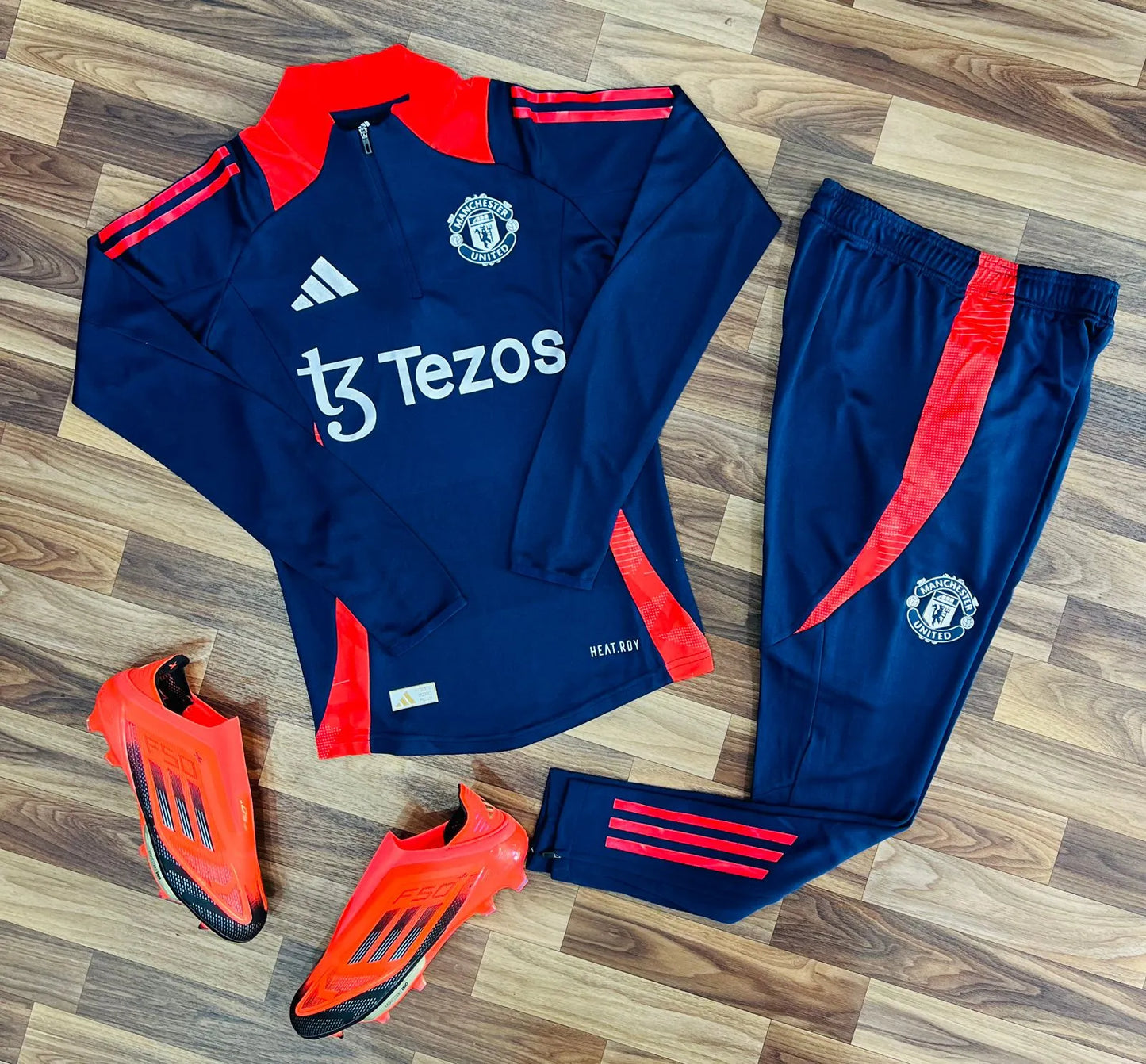 Tracksuit Manchester United Bleu – Officiel