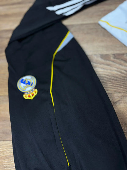 Tracksuit Enfant Real Madrid 2025/2026