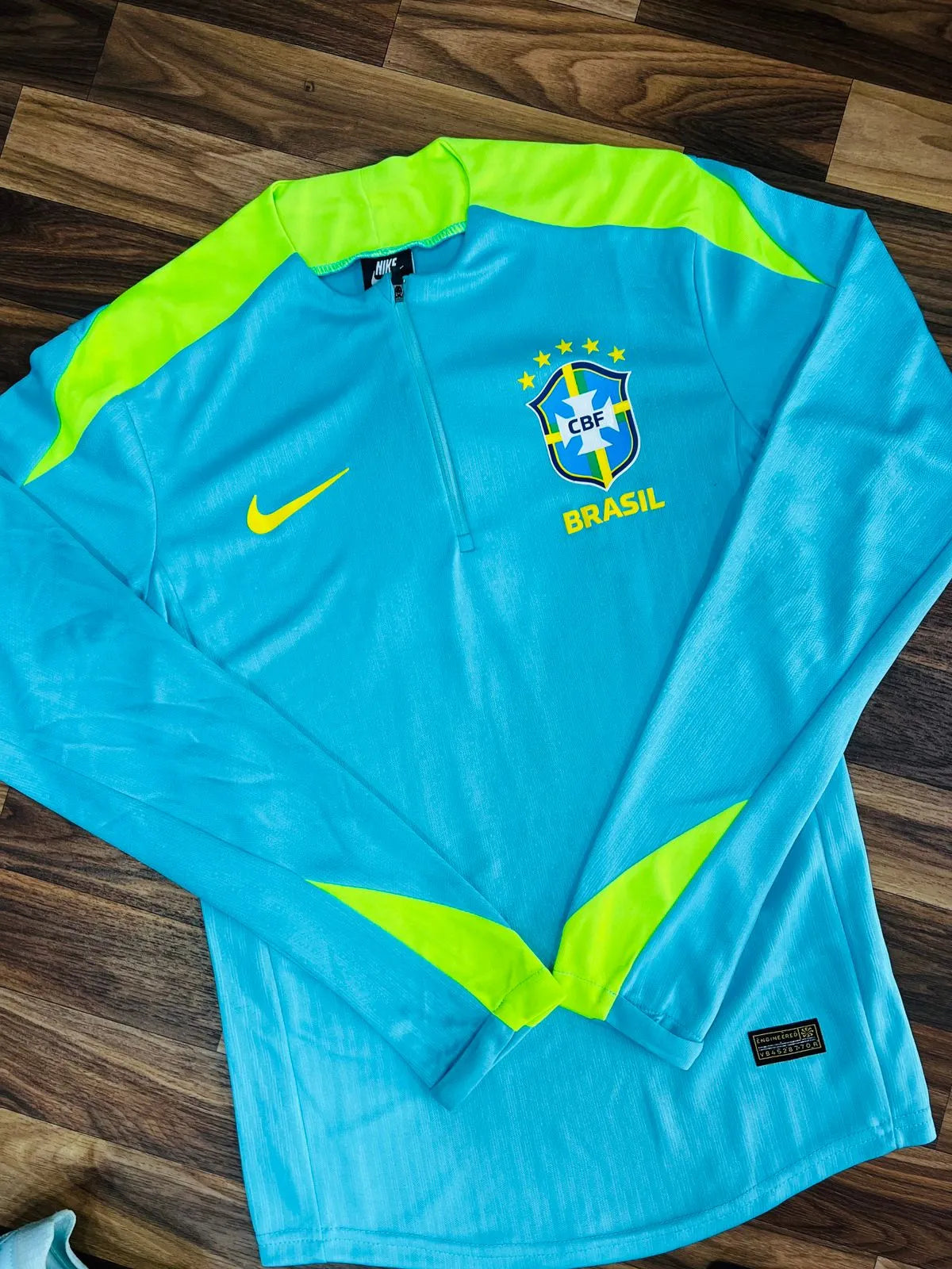 Tracksuit Brésil 2025/2026 – Officiel