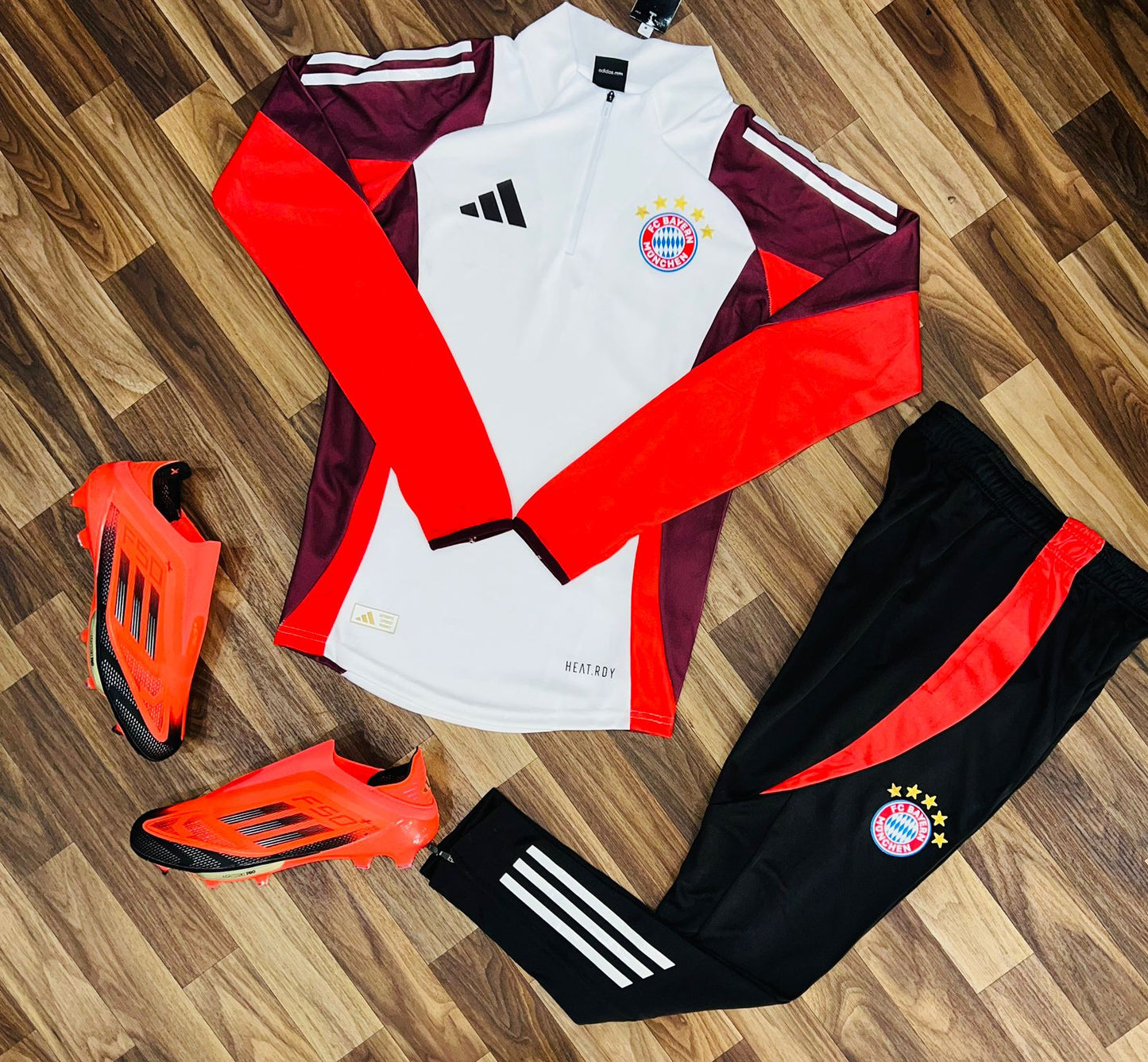 Tracksuit Bayern Munich 2025/2026 – Officiel