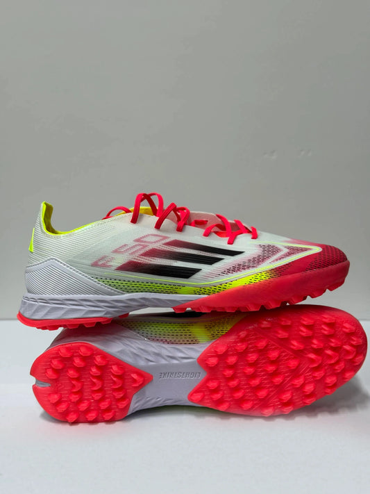 Demi Crampons Adidas F50