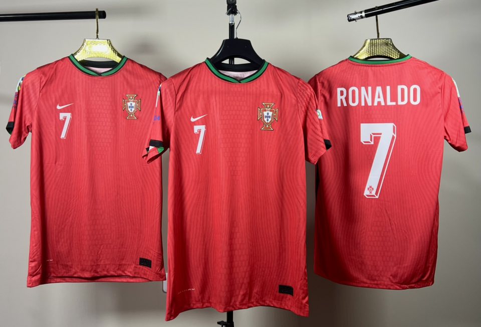 Pull Portugal 2024/2025 – Cristiano Ronaldo
