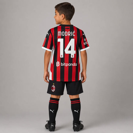 Tenue enfant ACM, Luka Modrić