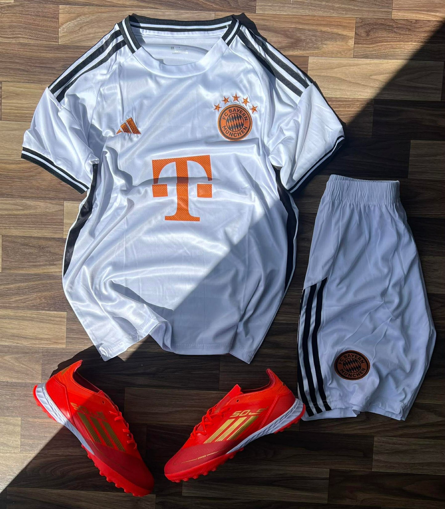 Tenue Bayern Munich extérieur authentique 25/26