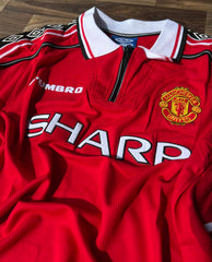T-shirt vintage Manchester United, saison 1998-1999