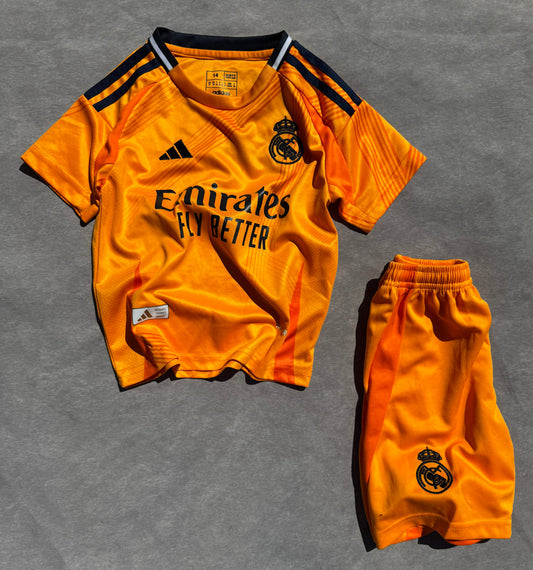 Tenue Enfant Real Madrid Extérieur 2024/2025