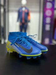 Crampons enfant nike Mercurial -bleu