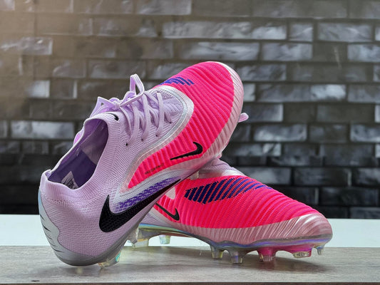 Crampons Nike phantom